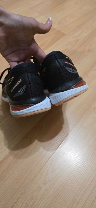 Asics 39- дамски маратонки