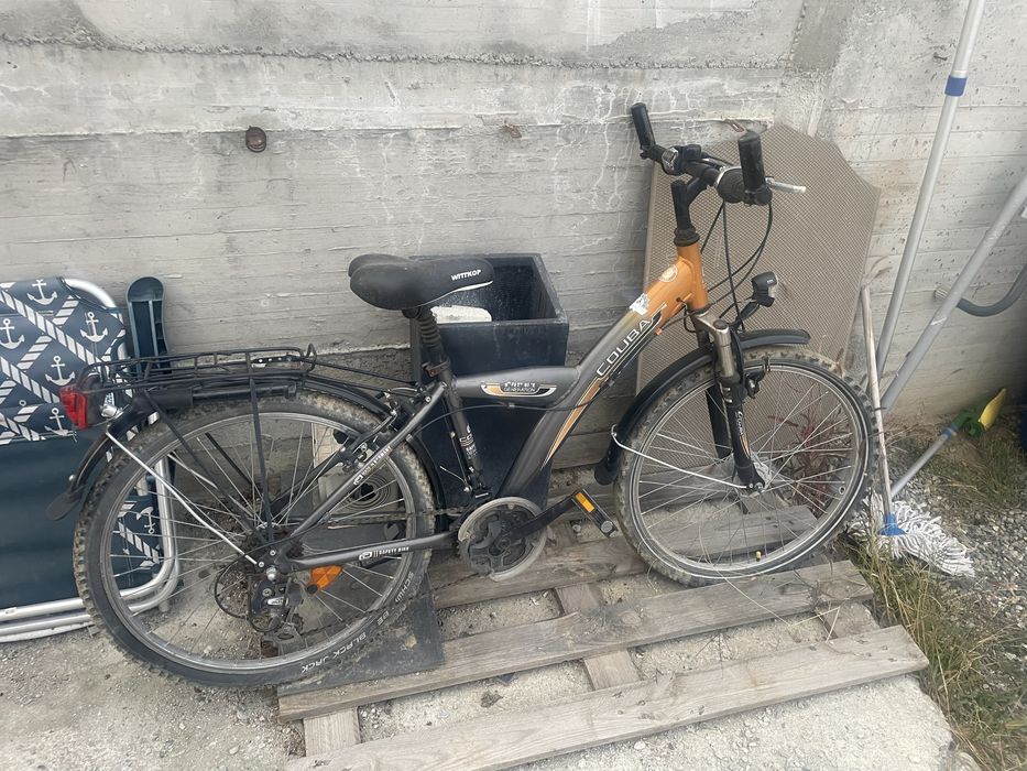 De vanzare 3 bicilete o trotineta si un aparat fitness