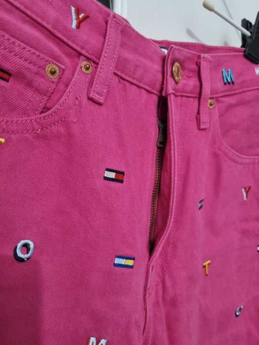 Blugi Tommy Hilfiger