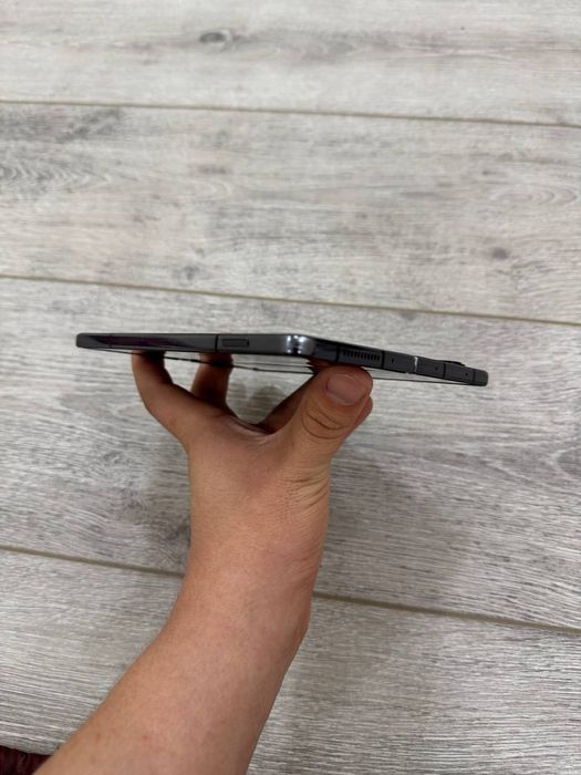 Samsung Z Fold 4.  512 Skidkada