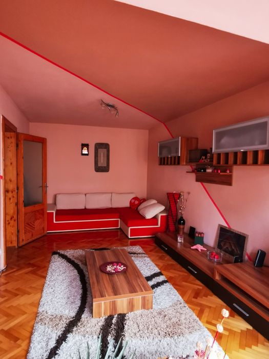PROPRIETAR: Vând apartament 2 camere decomandat, Vasile Aaron, 54 mp utili, etaj 5/10, mobilat și utilat