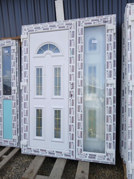 Vand tâmplărie PVC preț producator