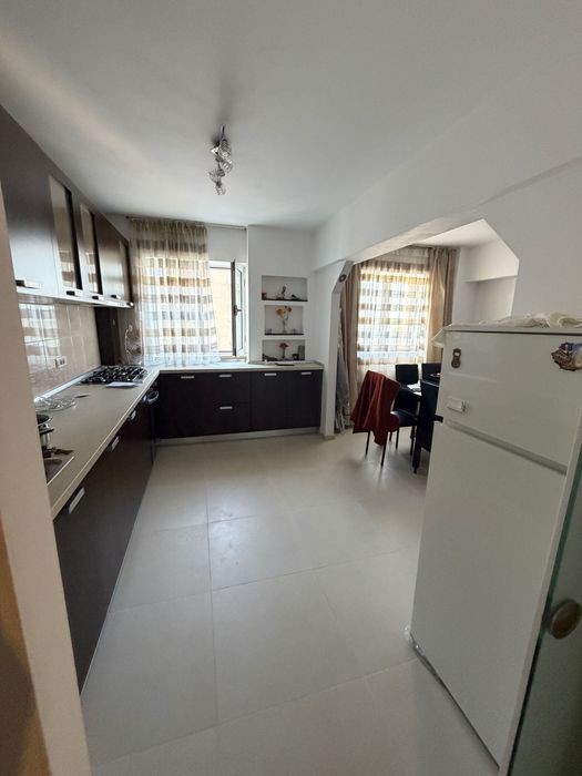 Vând Apartament