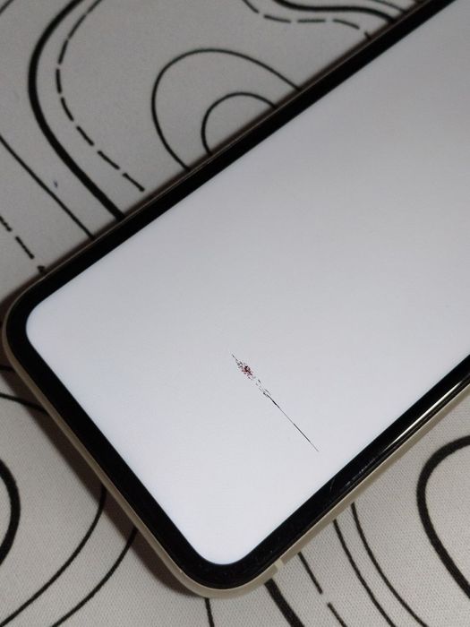 Iphone 11 в белом цвете