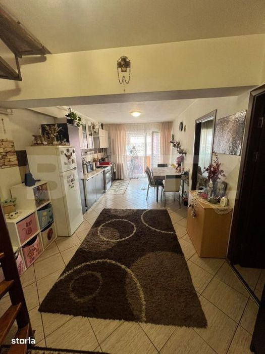 Apartament cu 3 camere, 2 bai, 67 mp, bloc cu lift, zona central Apahi — fotografia 1