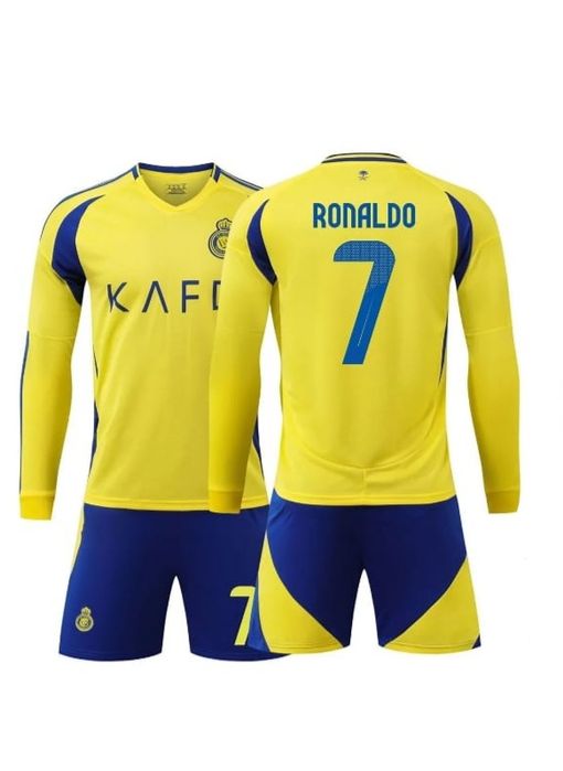 Продам футбольную форму