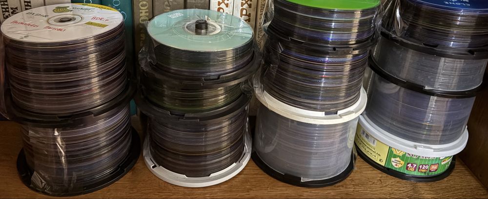 Продам CD диски разные