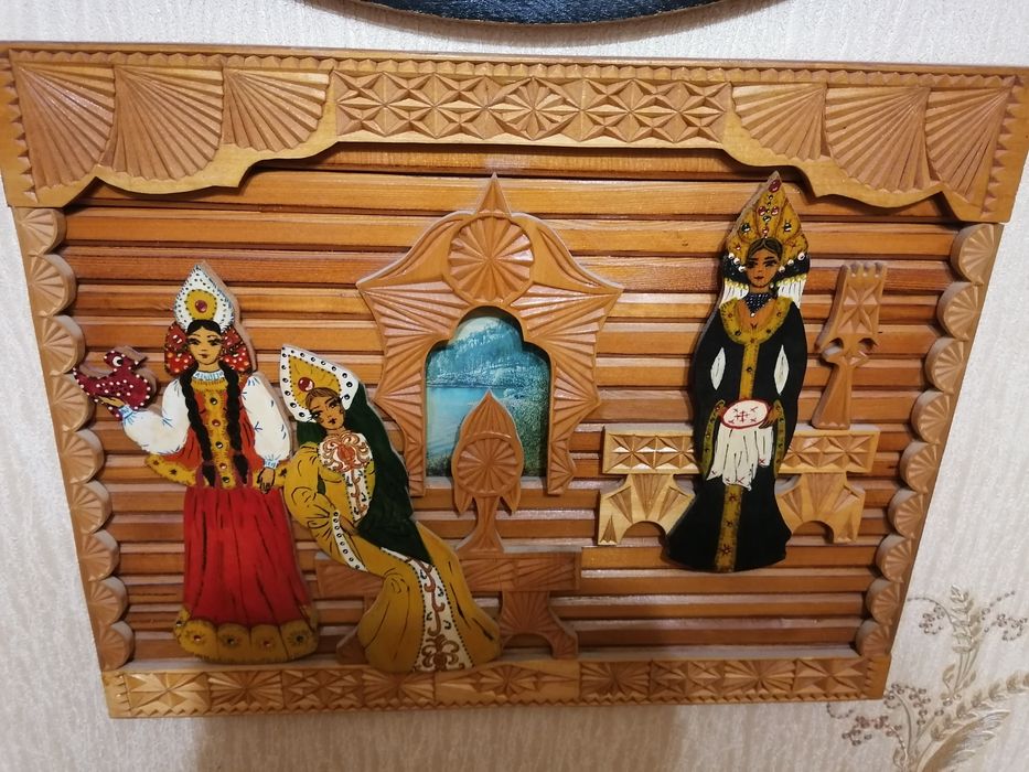 Картина из дерева, резная, ручная работа