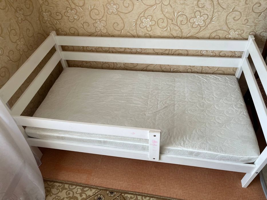 Продам детскую кровать