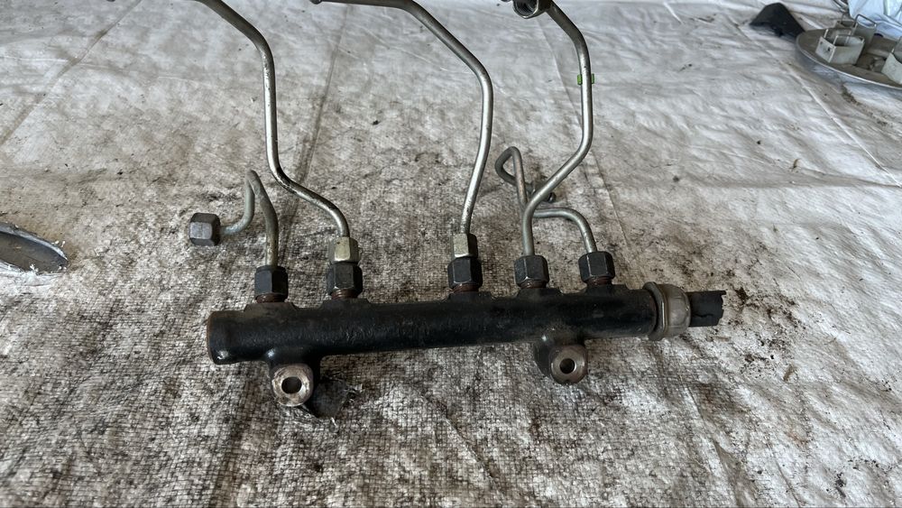 Ford Fiesta 4 1.6 TDCi горивн рейка