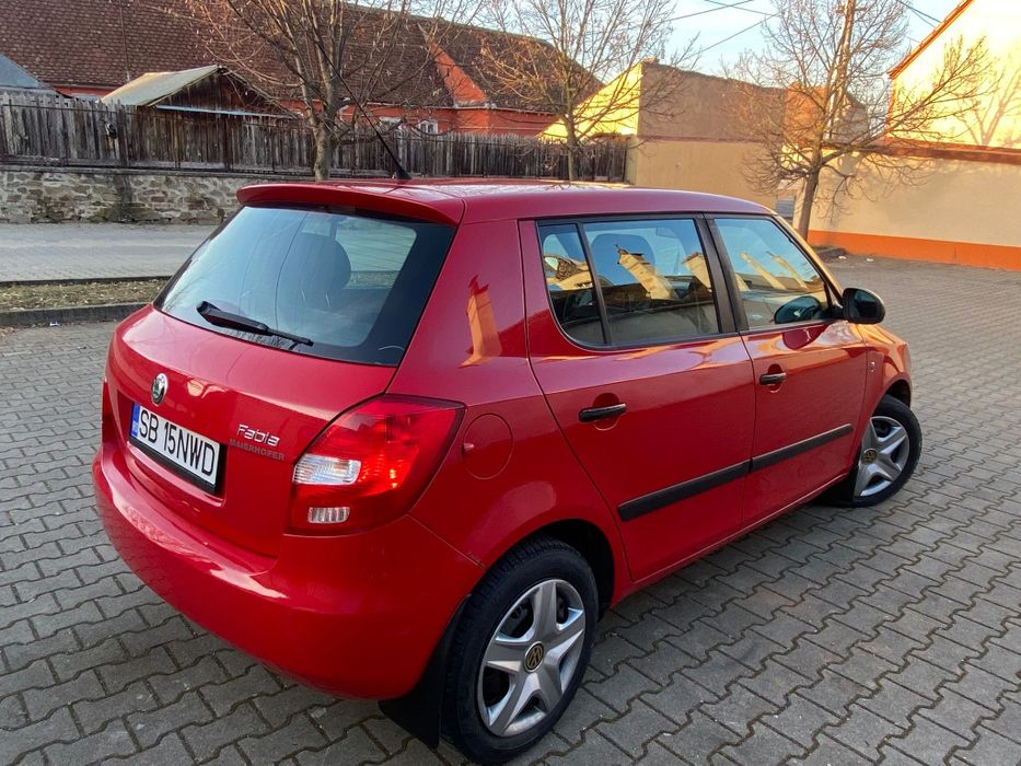 Skoda fabia 1.4.  Benzina 2010  180.000 km