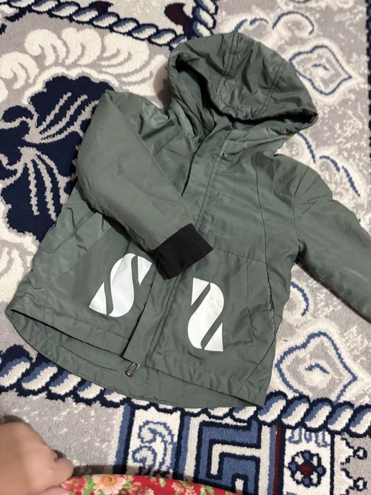 Продам куртку для мальчика