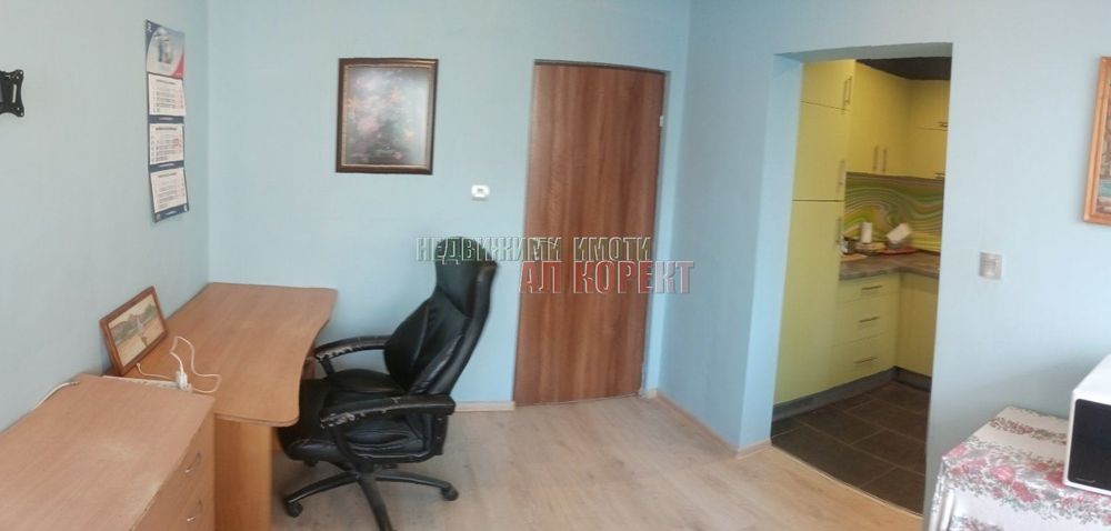 Продава се Четиристаен апартамент в Варна, Централна поща - 120 кв.м за 1875 €/кв.м - Снимка #4