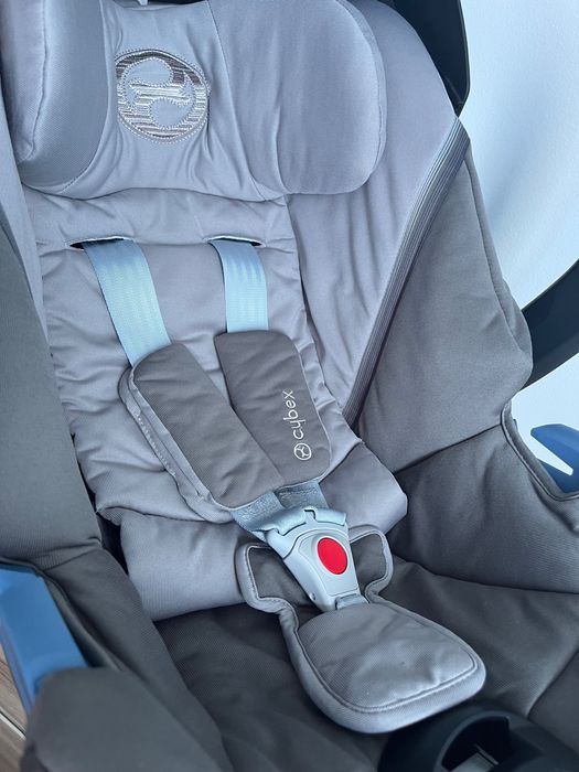 Cybex Aton 5 - 2 броя кошници за новородено