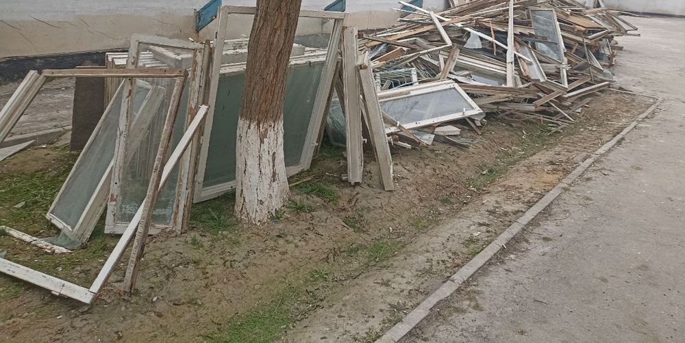 Черный потолок учун Эски рамкалар, шишалари билан