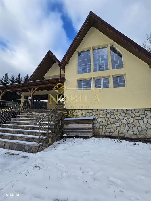 Casa De Vacanta  Cu Teren De Vanzare Harja