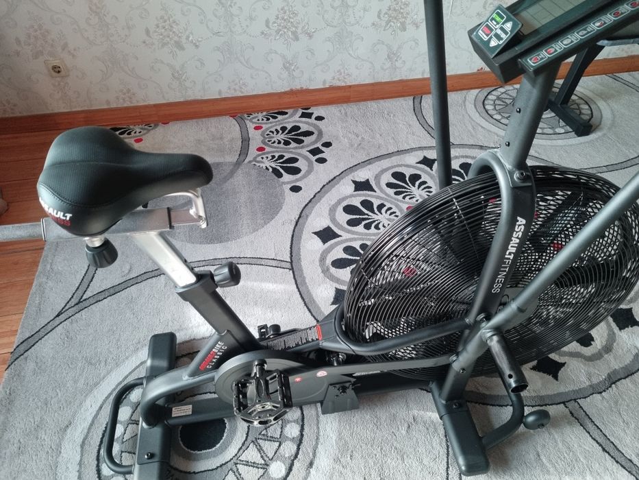 Велотренажер Assault air bike