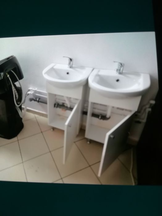 Instalator sanitar, electrician și canalizare