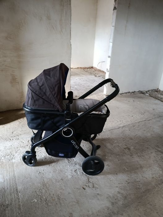 Продам коляску  чика