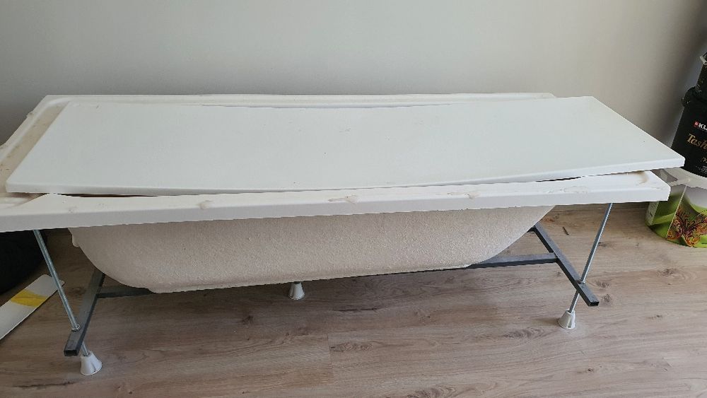 Ванна акриловая новый