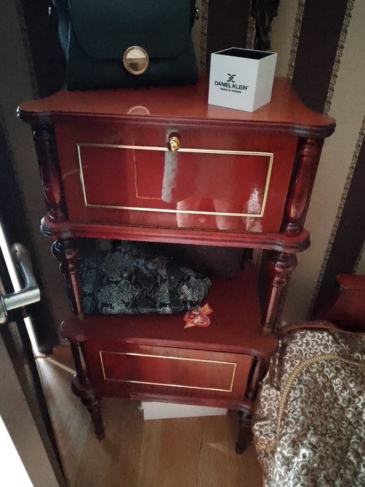 Продам спальный гарнитур