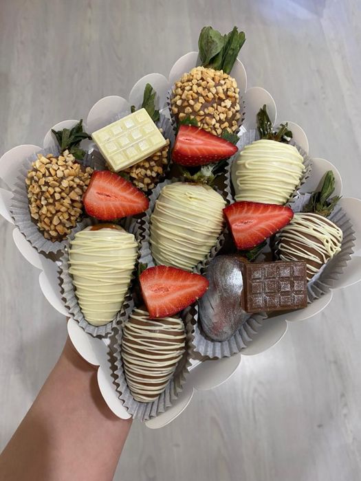 Клубника в шоколаде !!!