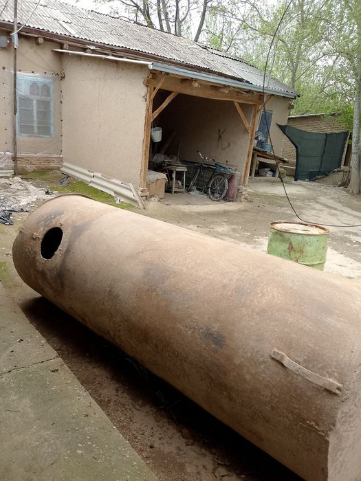 Yomkost. Katta bochka 2 tonna. Kelishiladi