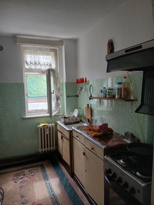 Ofer spre închiriere apartament  3 camere, Craiova, Calea București
