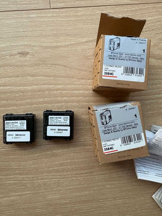 Vand 2 micromodule iluminat conectat Bticino 3584C (Living Now)