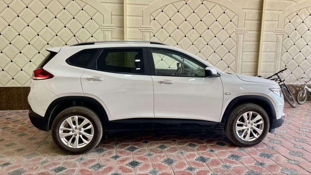 Chevrolet Tracker 2025 — 3