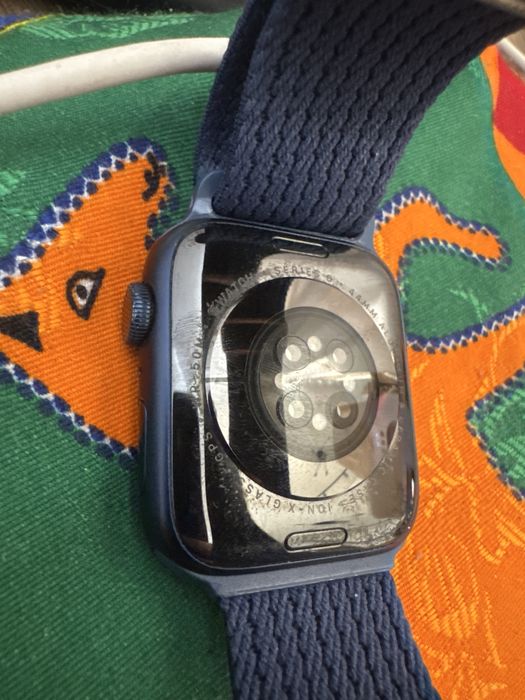 Apple watch 6 / акб 80%