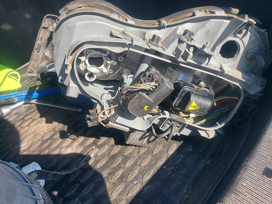 Блоки ксенона w210