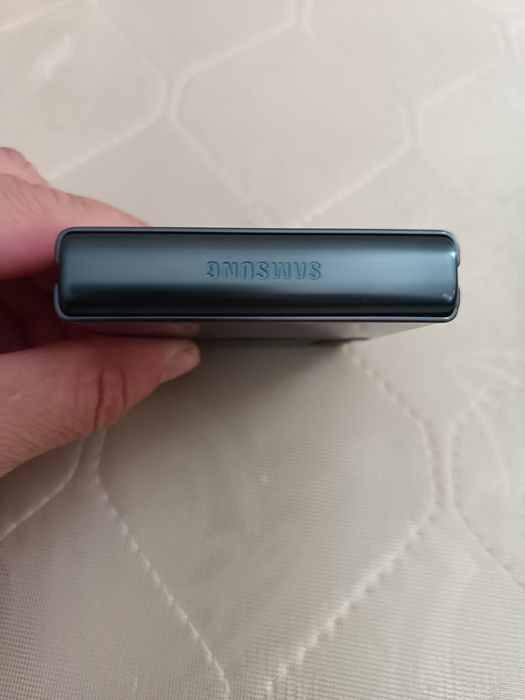 Samsung z Flip3 5g