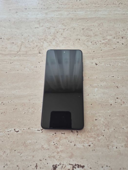 Samsung Galaxy S21 FE 5G + căști BONUS