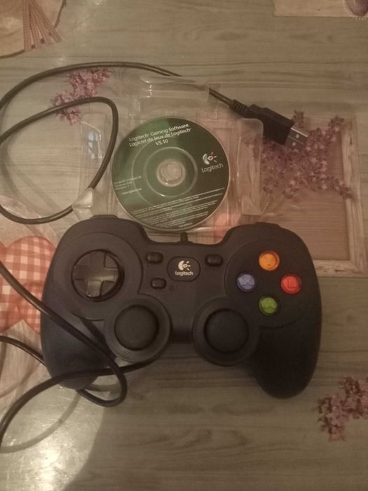 Gamepad Logitech F310, USB, compatibil PC plus USB PC Gamepad cu Turbo