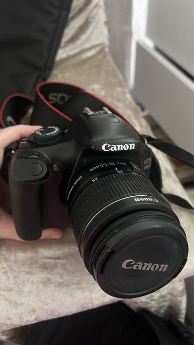 Canon фотоаппарат EOS1100D