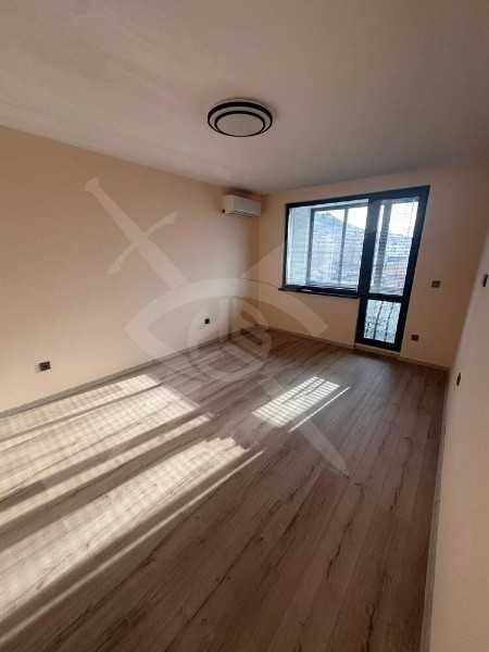 Дава се под наем Многостаен апартамент в Айтос - 100 кв.м за 598.23 € - Снимка #3