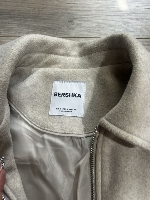 Късо палто/яке Bershka