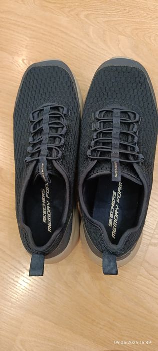 Кроссовки Skechers Summits Memory Foam | Оригинал | р. 44 (28.5 см)