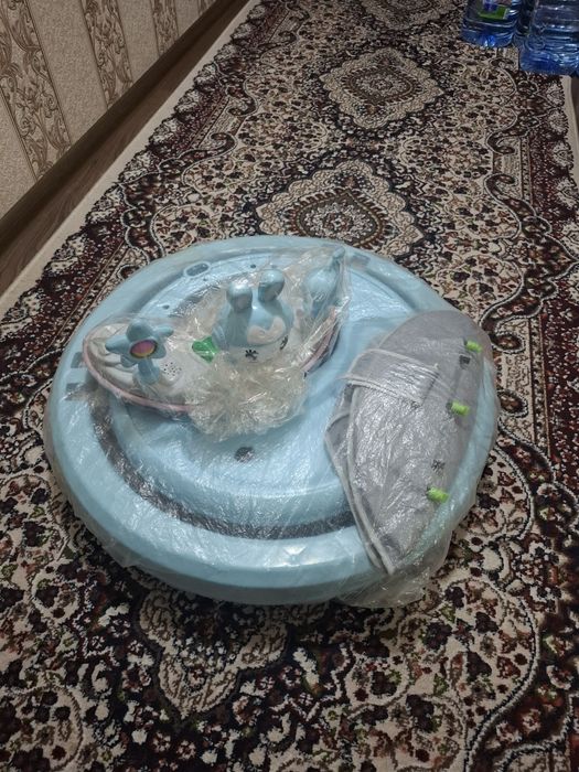 Kolyaska va xodunok sotiladi