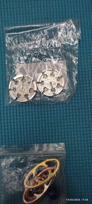 Метални 3D пъзели