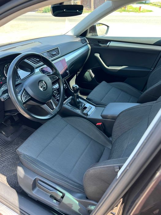 Skoda Superb 2.0 TDI 150 CP - Primul proprietar - Istoric complet - 158.000 km reali