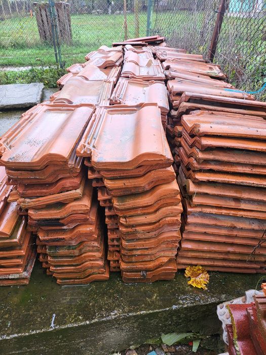 Продавам цигли със  един  канал  400 бр