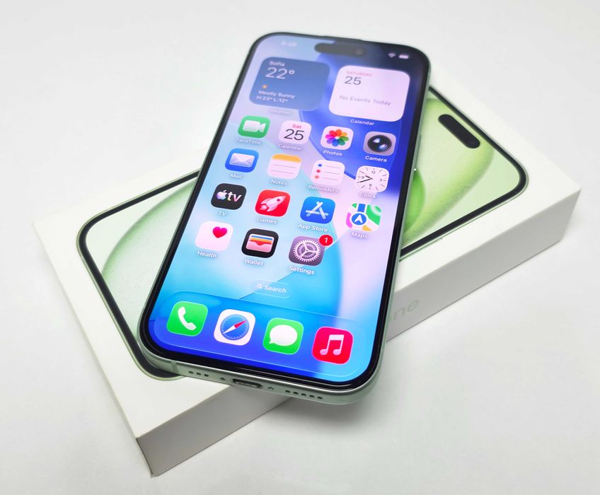 iPhone 15 128GB Green