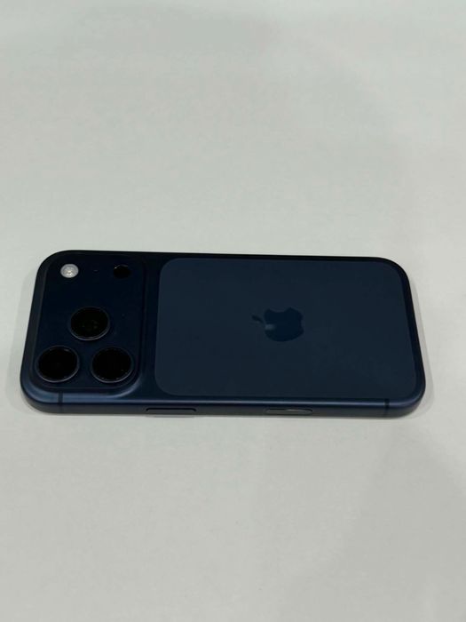 iPhone 17 Pro Titanium Blue 256GB