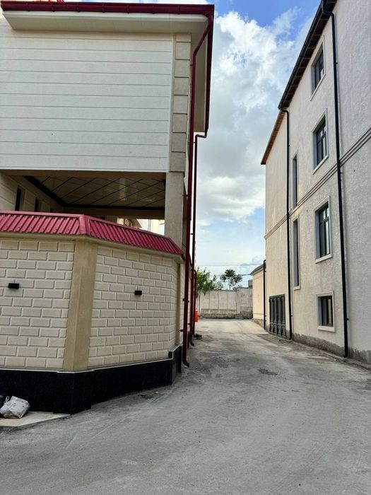 Сдаётся Танхаус Суточная Шикарная  в центре города в спокойной