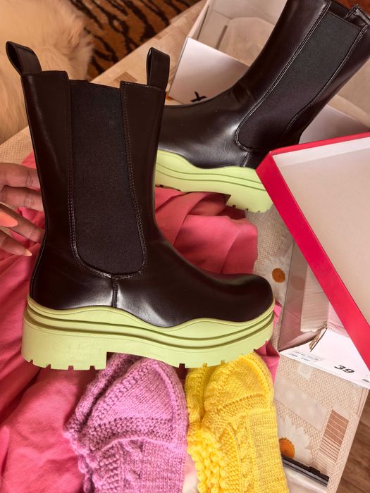 Дамски зимни боти