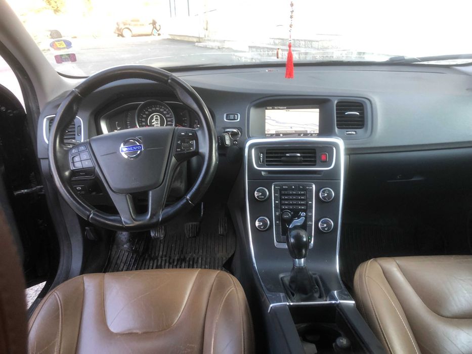 autoturism volvo v 60