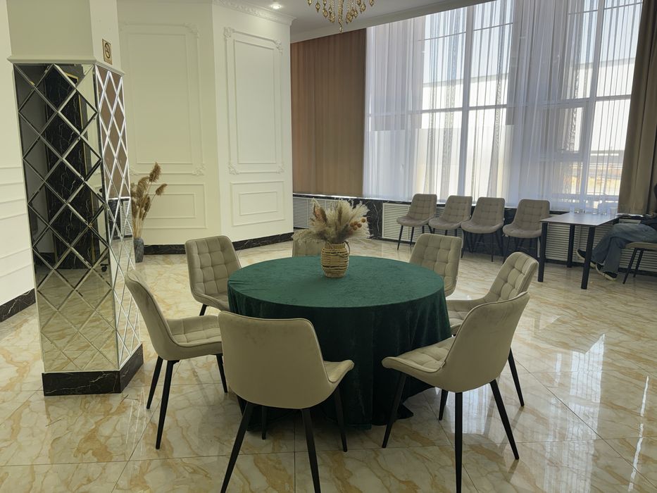 Сдаем в аренду столы, стулья