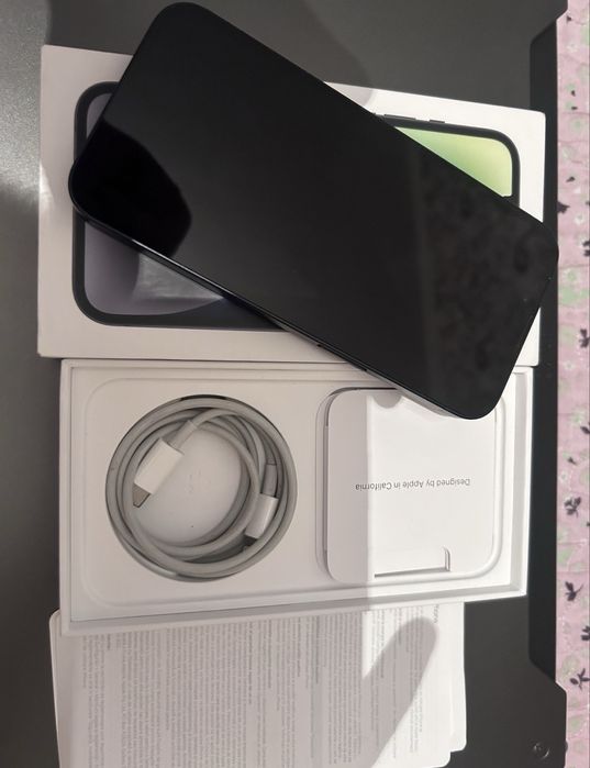 Айфон 14 на 256 на гарнтии